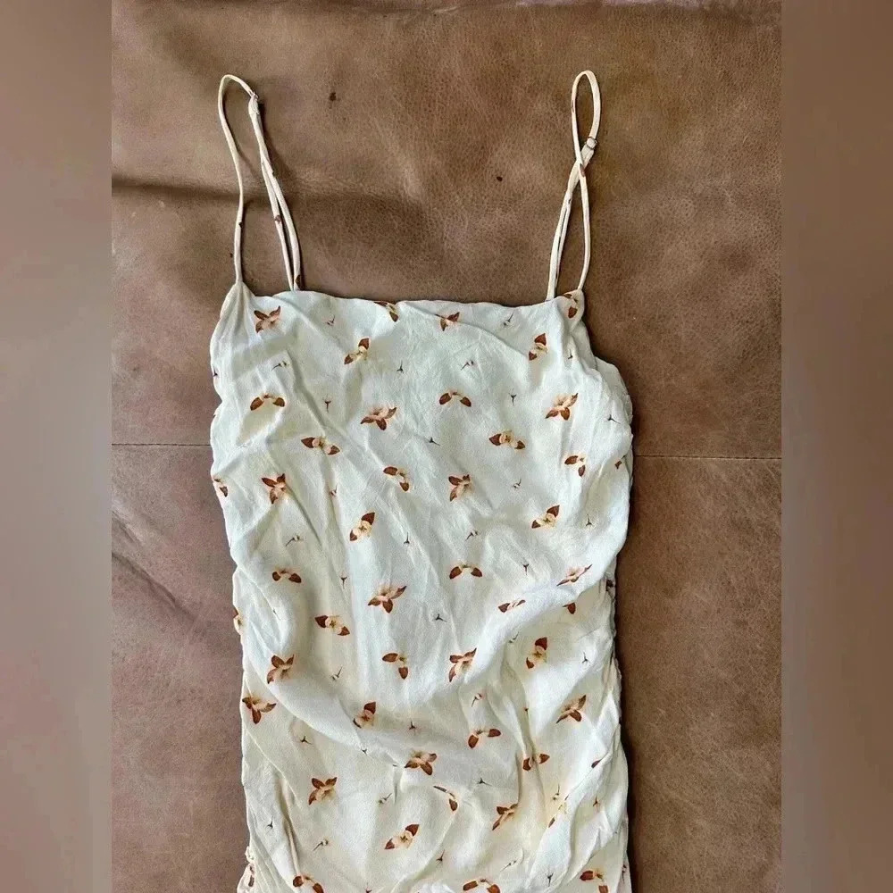 We Wore What Women's Medium Yellow Ronnie Sleeveless Mini Dress Ruched Floral Sm - Picture 3 of 11